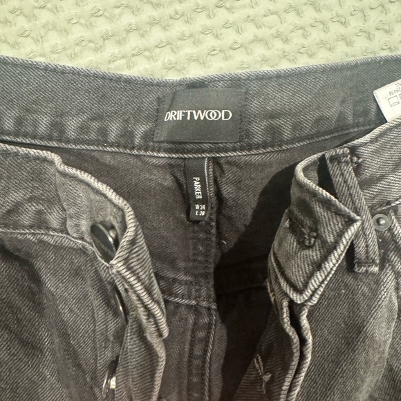 Size 34 Floral Embroidered Black Jeans - Picture 2 of 5